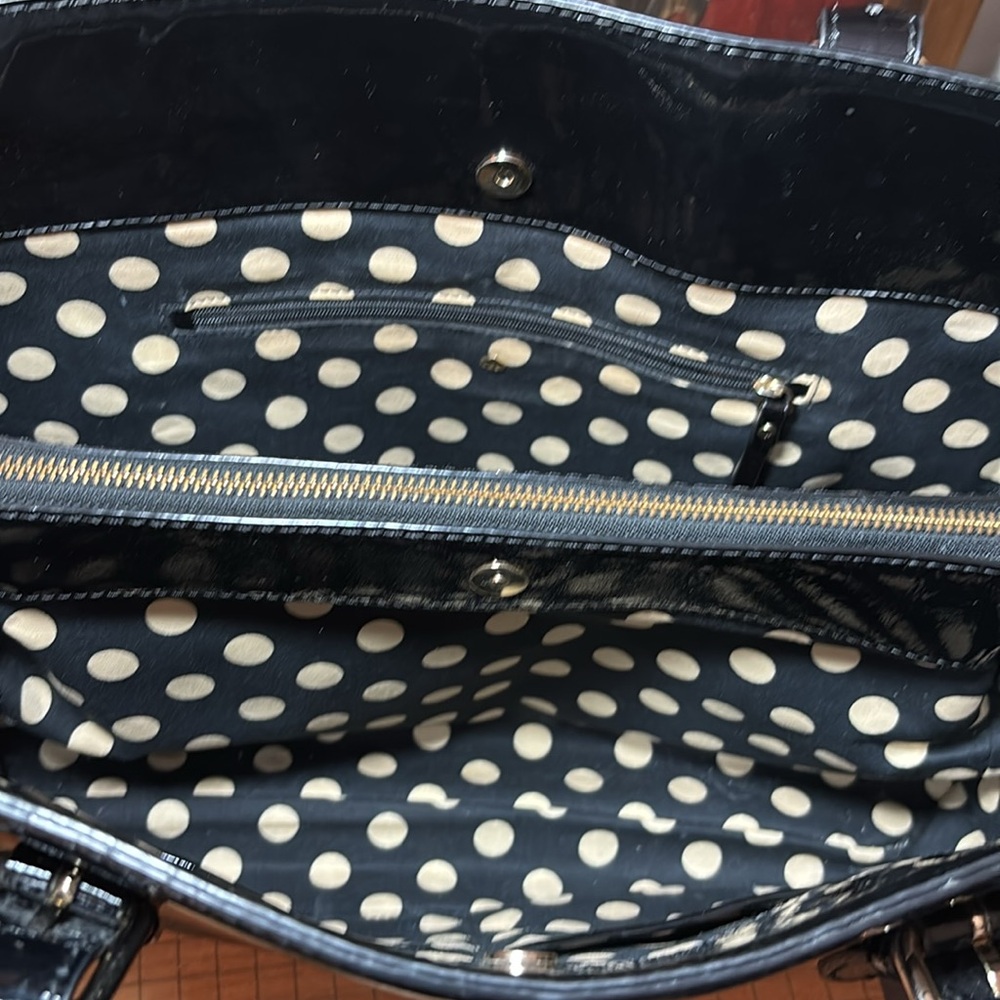 Kate Spade Black Shoulder Bag w Glossy Patent Finish and Branded Fabric Dust Bag - Picture 11 of 17